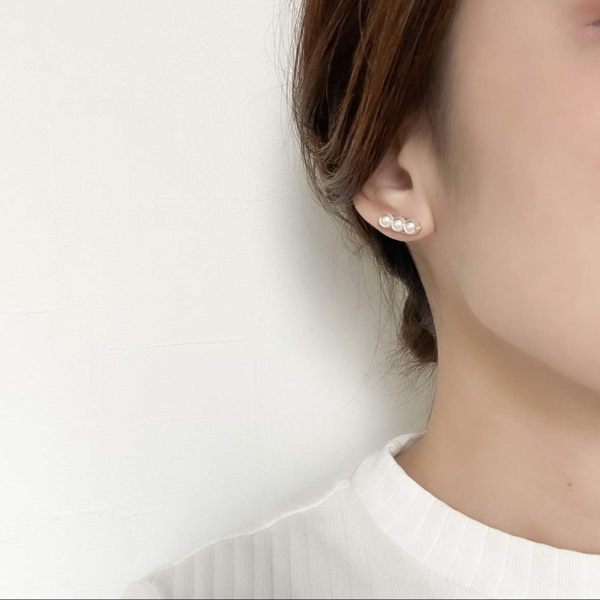 スワロフスキーパール三連ピアス/痛みの無いクリップ式イヤリング〈ゴールド・シルバー〉